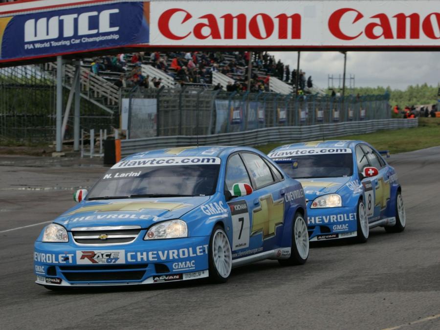  Chevrolet Lacetti WTCC 2007 года  (фото 15 из 18)